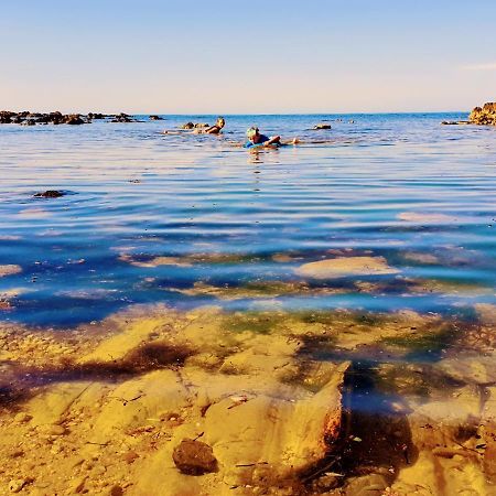 Goat Island Bungalow Ulverstone Dış mekan fotoğraf