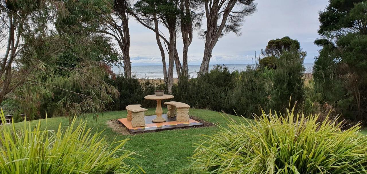 Goat Island Bungalow Ulverstone Dış mekan fotoğraf